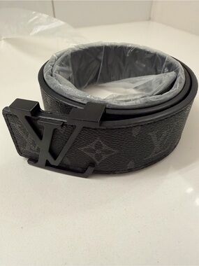 Louis Vuitton Black Monogram Eclipse LV Initiales Belt